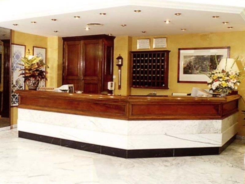 Exe Triunfo Hotel Granada