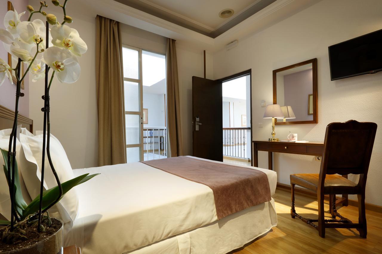 Exe Triunfo Hotel